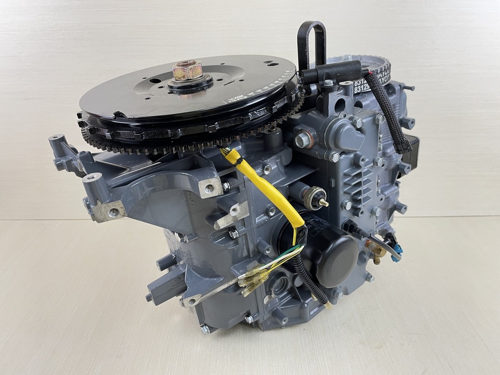 2004 Yamaha 40HP 4 Stroke Outboard Powerhead Cylinder Long Block Assembly - 210PSI