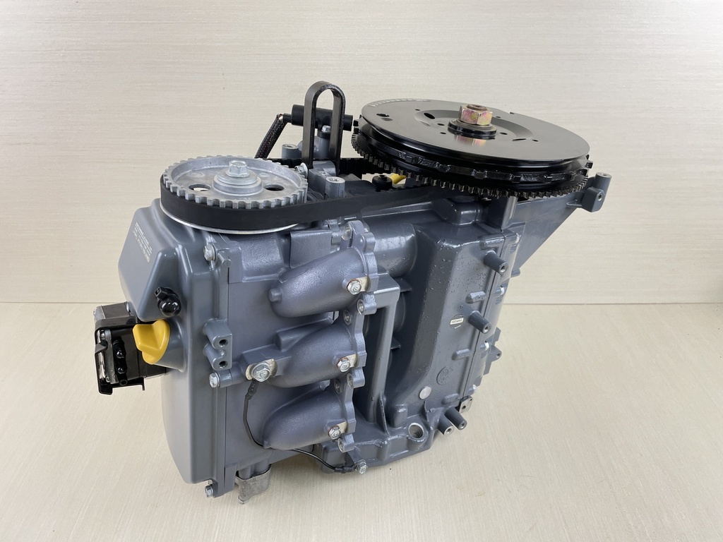 2004 Yamaha 40HP 4 Stroke Outboard Powerhead Cylinder Long Block Assembly - 210PSI