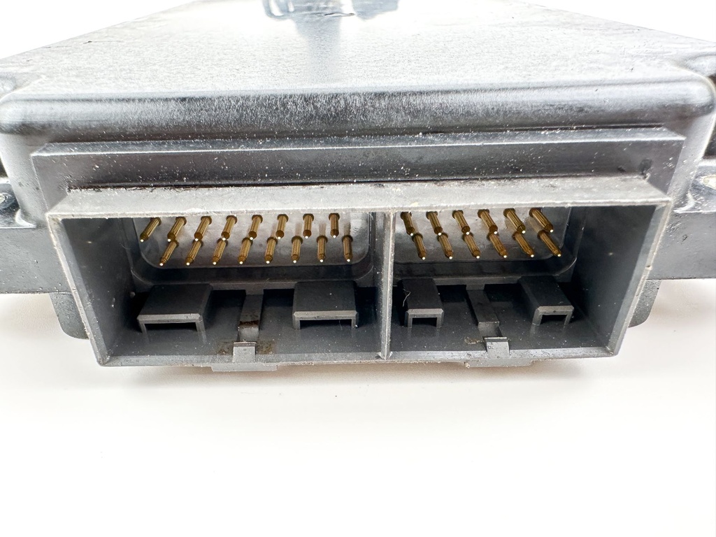 1999 Yamaha 200 HP 2 Stroke Outboard C.D.I CDI Assembly 67H-85540-00-00 OEM