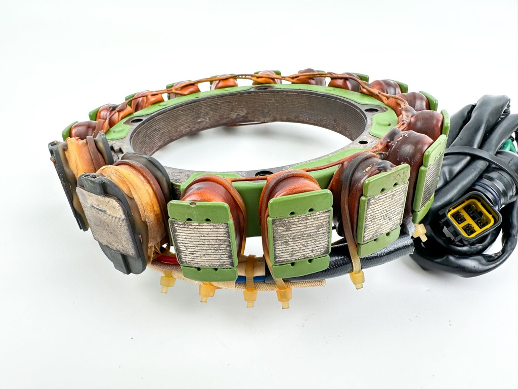 1999 Yamaha 200 HP 2 Stroke Outboard Coil Pulser Base Stator Assembly 61A-85510-02-00 OX66