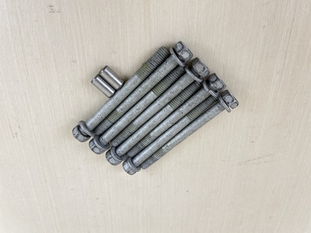 2004 Yamaha 40HP 4 Stroke Outboard Powerhead Cylinder Long Block Assembly - 210PSI