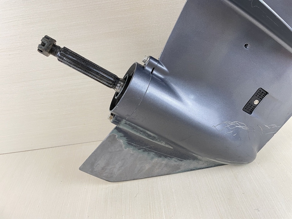 2007 Yamaha 60HP Outboard 20" Long Lower Unit Gear Case RH 69W-45300-00-4D