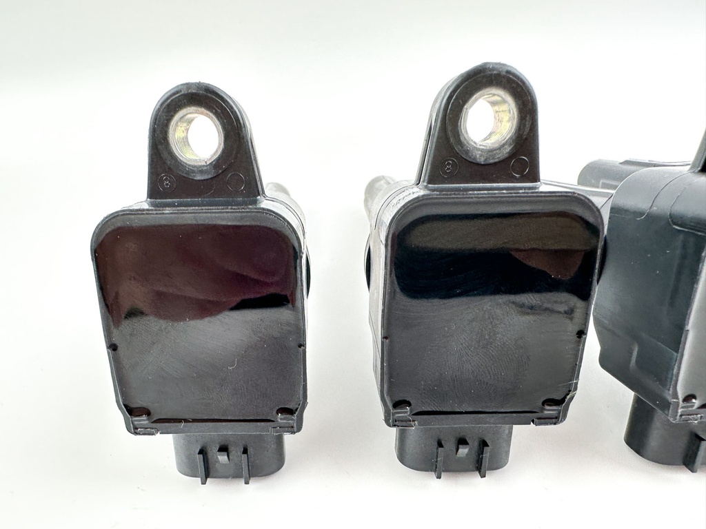 2022 Yamaha 200 HP 4 Stroke Outboard Ignition Coil Set 6CB-82310-02-00 OEM