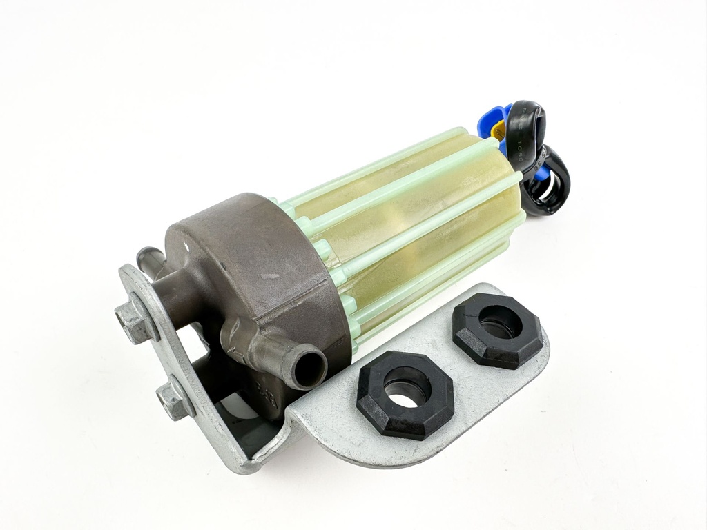 2022 Yamaha 200 HP 4 Stroke Outboard Fuel Filter Assembly 6P3-24560-04-00 OEM