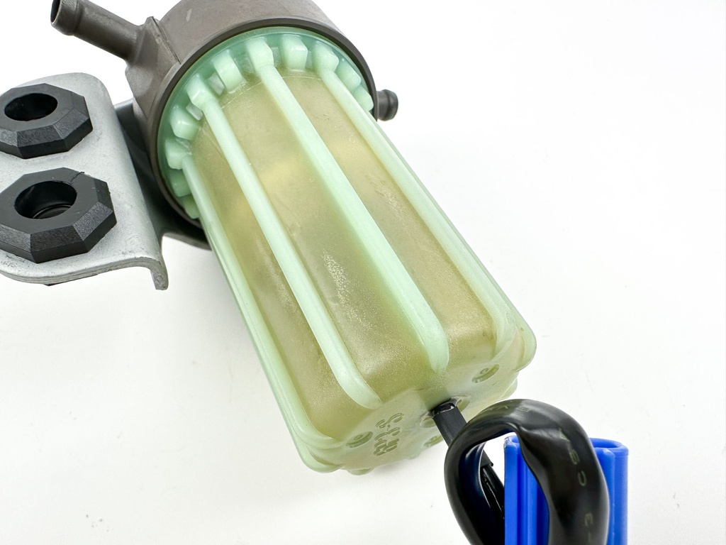 2022 Yamaha 200 HP 4 Stroke Outboard Fuel Filter Assembly 6P3-24560-04-00 OEM