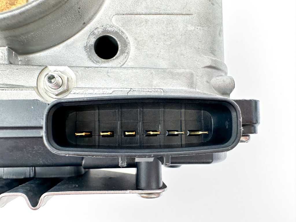 Yamaha F200 200 HP 4 Stroke Outboard Throttle Body Assembly 6DA-13751-01-00 OEM