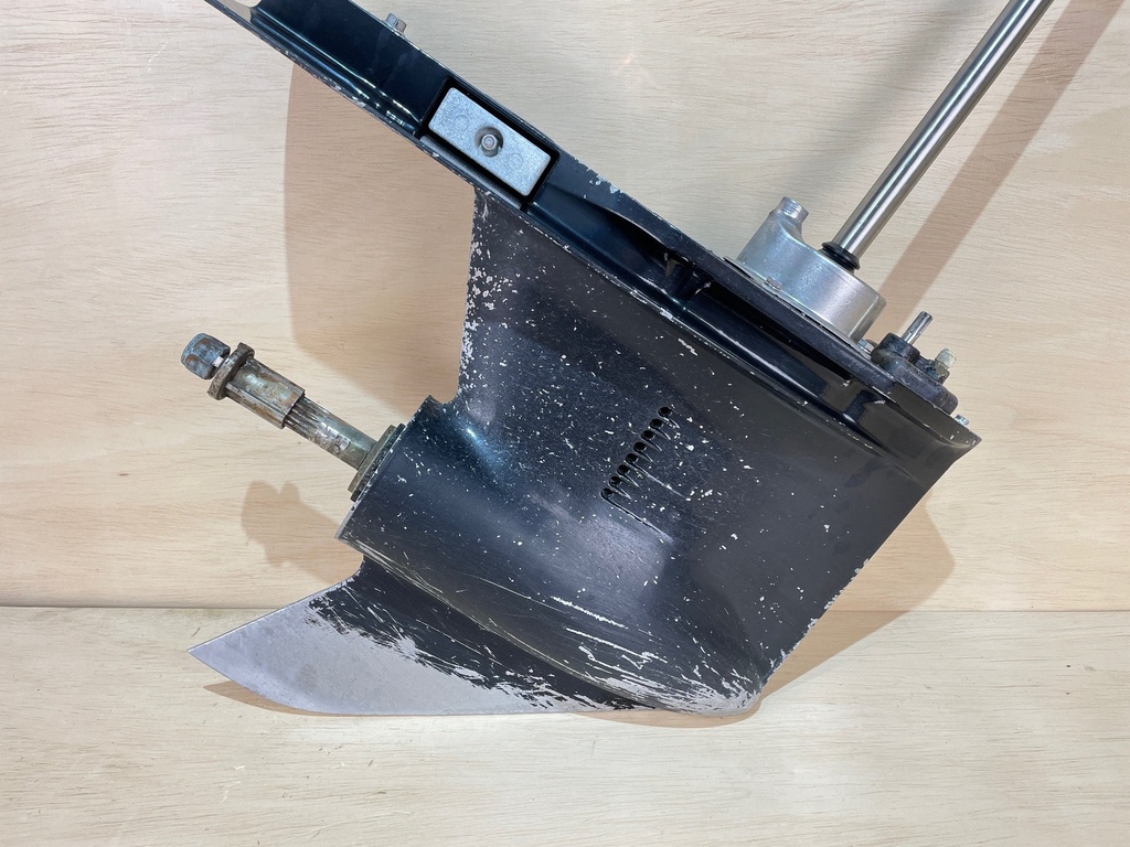 1999 Mercury Optimax 200HP 25" Shaft Lower Unit Gear Case RH SEI