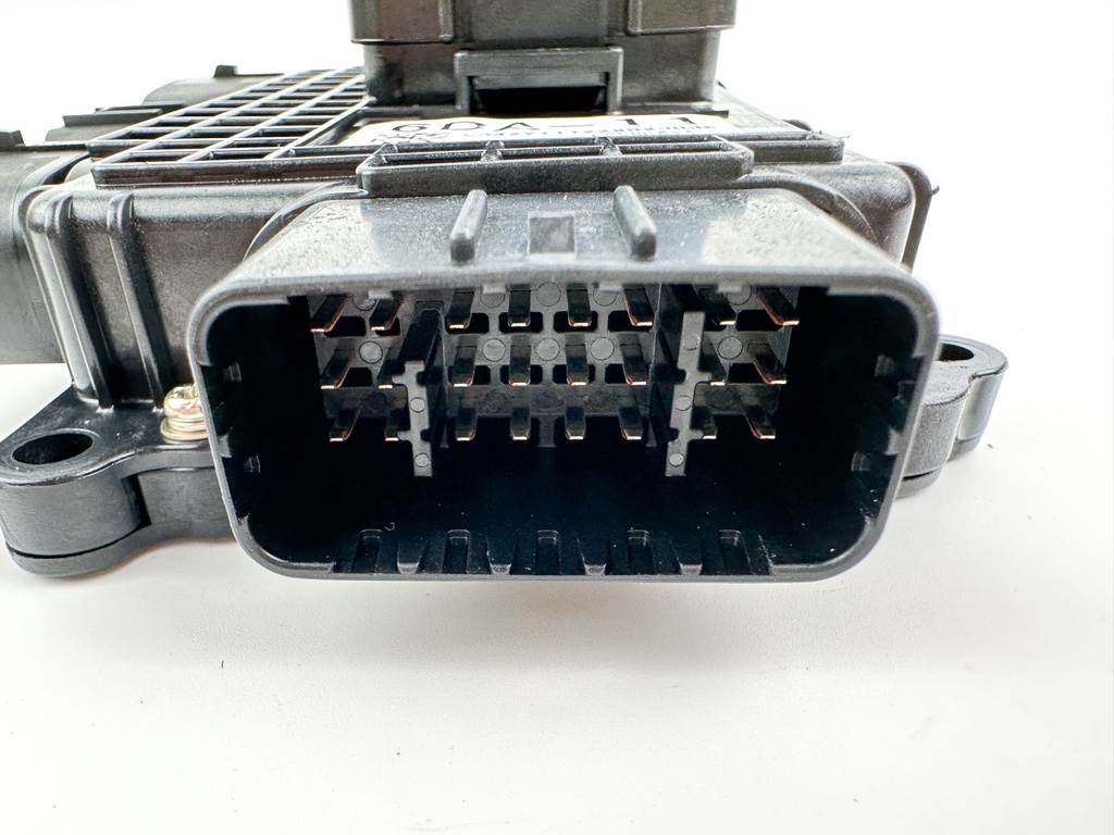 2022 Yamaha 200 HP 4 Stroke Outboard Fuse Box 6DA-82170-11-00 OEM