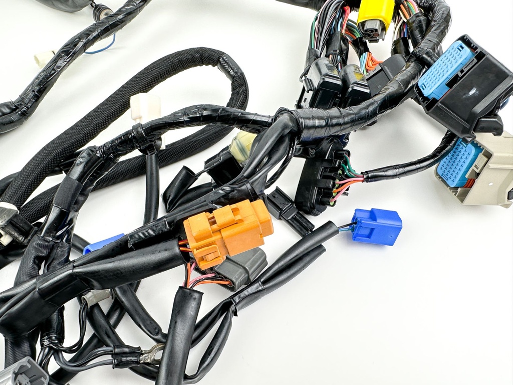 2022 Yamaha 200 HP 4 Stroke Outboard Engine Wire Harness 6LW-82590-00-00 OEM