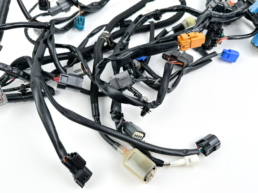 2022 Yamaha 200 HP 4 Stroke Outboard Engine Wire Harness 6LW-82590-00-00 OEM