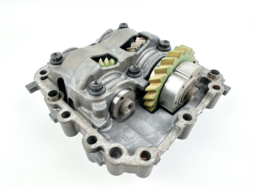 2022 Yamaha 200 HP 4 Stroke Outboard Balancer Assembly 6DA-11500-00-00 OEM