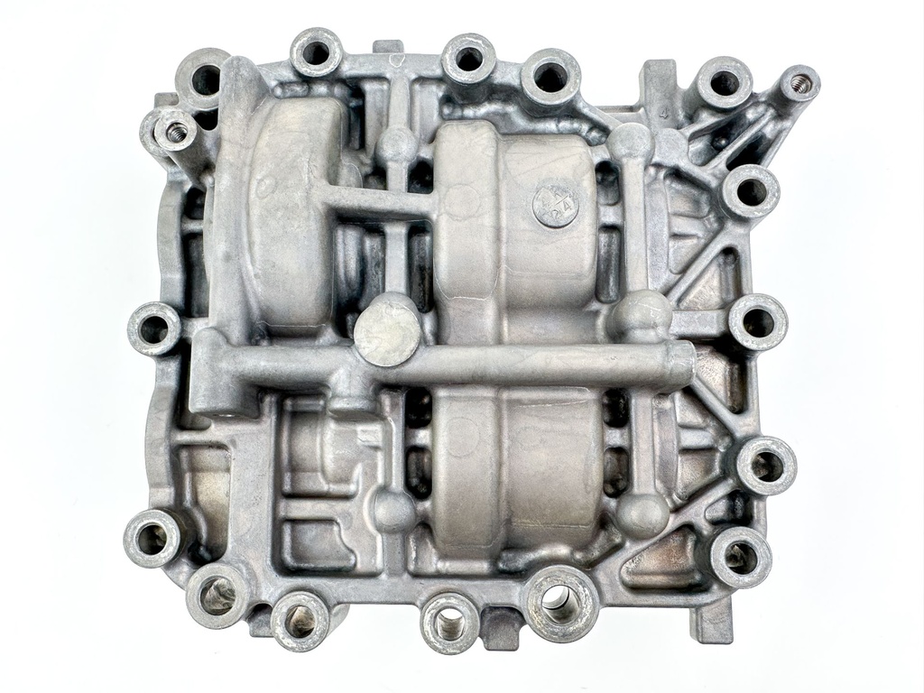 2022 Yamaha 200 HP 4 Stroke Outboard Balancer Assembly 6DA-11500-00-00 OEM