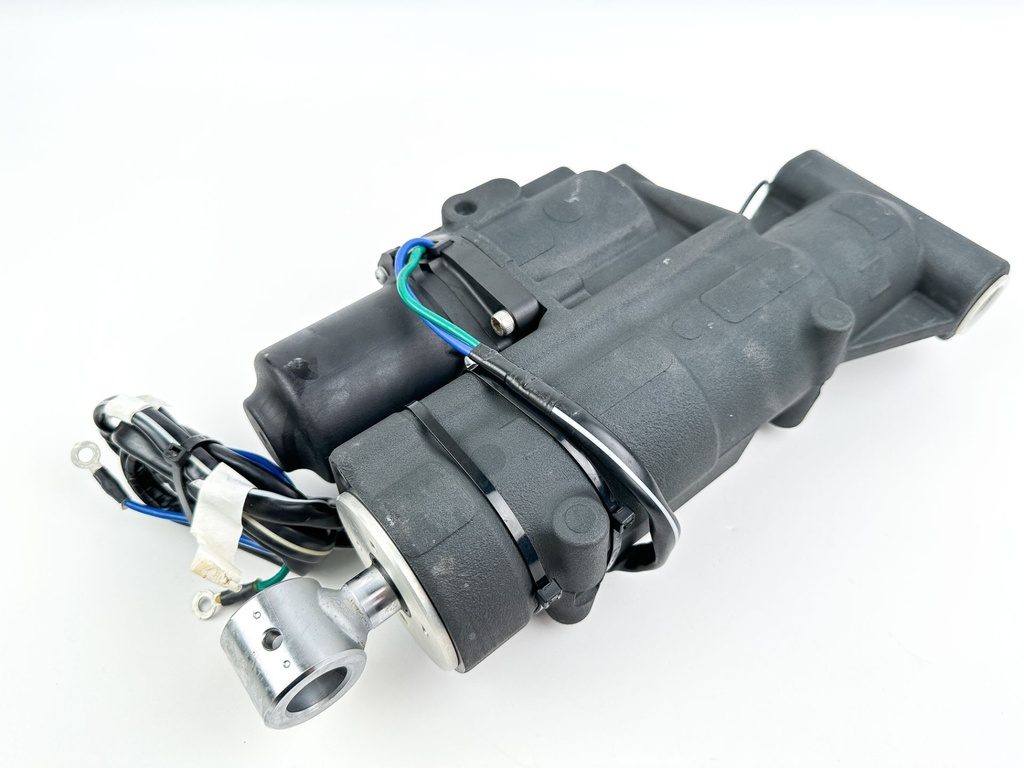 2022 Yamaha 200 HP 4 Stroke Outboard Power Trim Tilt Unit 6LH-43800-00-00 Like New