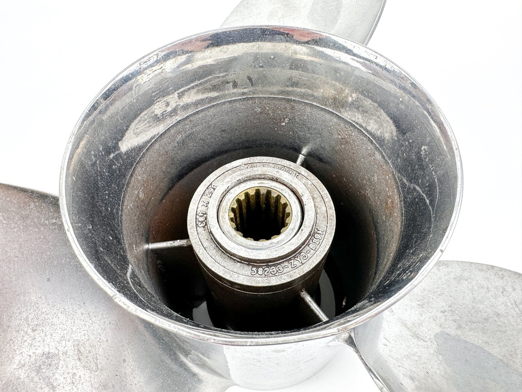 Honda Marine 14 1/4 x 19 P Stainless Steel 3 Blade Prop Propeller 58233-ZY3-B19H