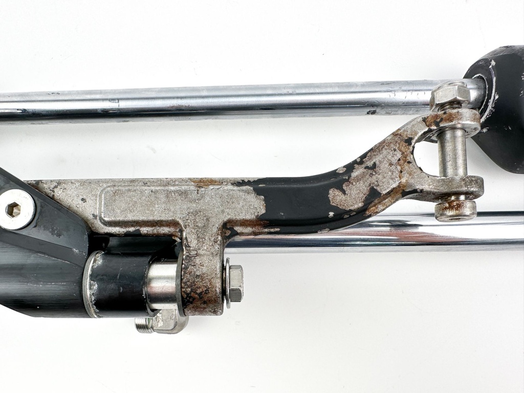 SeaStar Pro Outboard Hydraulic Steering Cylinder Front Mount Assembly HC6358