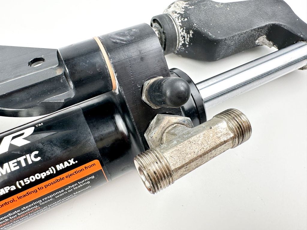 SeaStar HC5358-3 Outboard Hydraulic Steering Cylinder Front Mount Assembly