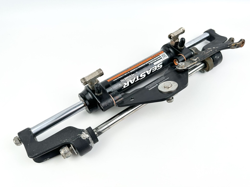 SeaStar HC5358-3 Outboard Hydraulic Steering Cylinder Front Mount Assembly