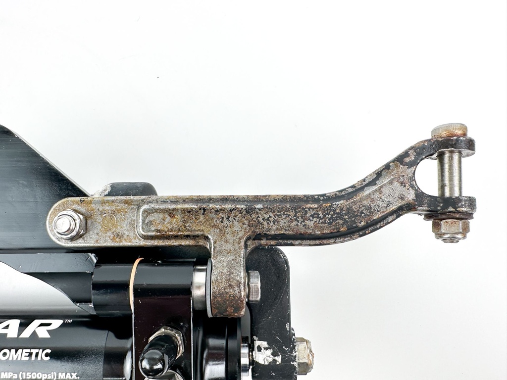 SeaStar Front Mount Outboard Hydraulic Steering Cylinder Assembly HC5358-3