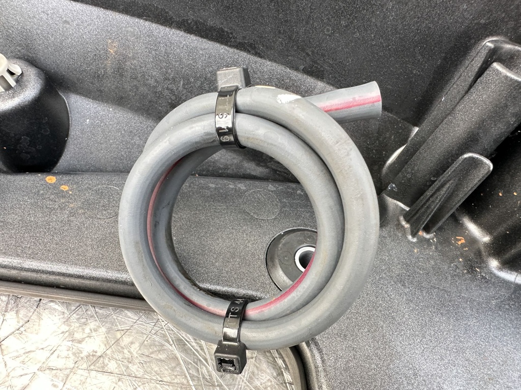 2022 Yamaha 200 HP 4 Stroke Outboard Bottom Cowling Pan 6LH-42710-00-8D OEM