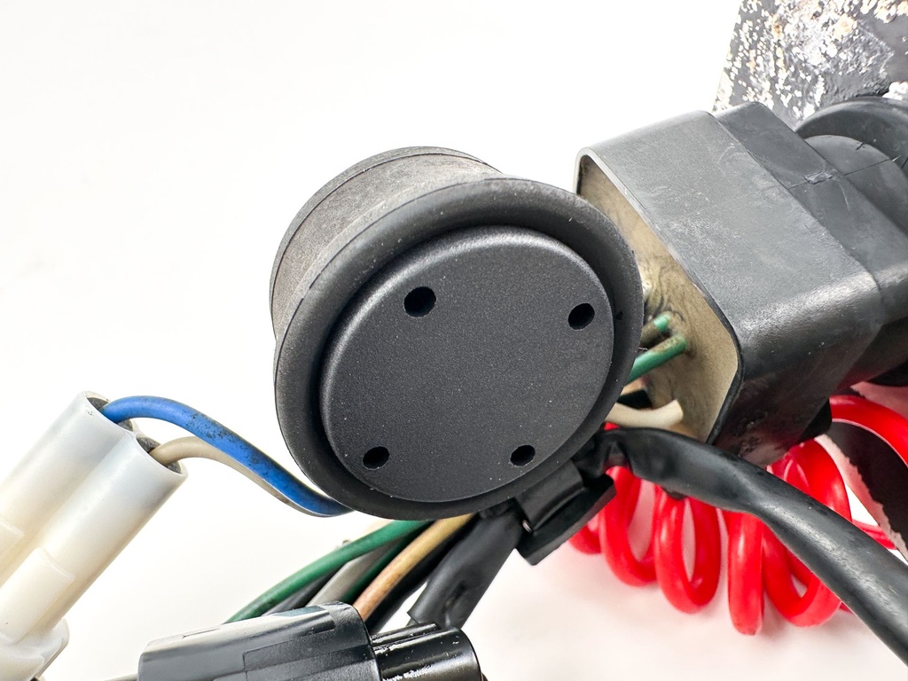 Suzuki Outboard Outboard Key Switch Assembly With Key - 8 Pin