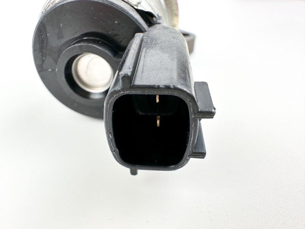 2007 Suzuki 115 HP 4 Stroke Outboard IAC Idle Air Control Valve 18137-77E00 OEM