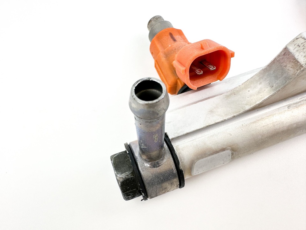 2007 Suzuki 115 HP 4 Stroke Outboard Fuel Injector Set - Cleaned & Tested