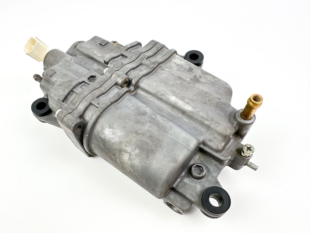 2001 - 2012 Suzuki 90 115 140 HP 4 Stroke Outboard Fuel Vapor Separator Tank VST