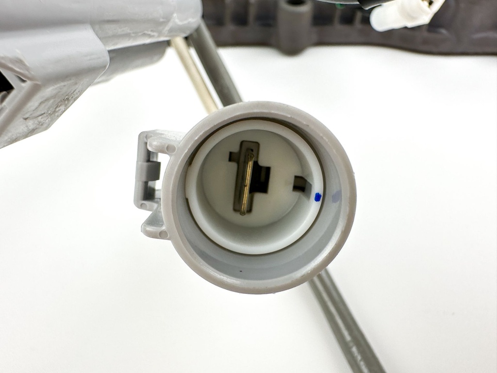 2007 Suzuki 115 HP 4 Stroke Outboard Rectifier & Regulator 32800-90J30 OEM