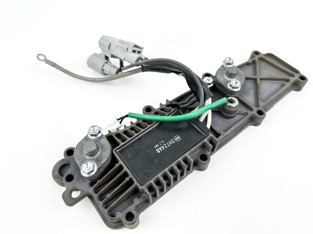 2007 Suzuki 115 HP 4 Stroke Outboard Rectifier & Regulator 32800-90J30 OEM