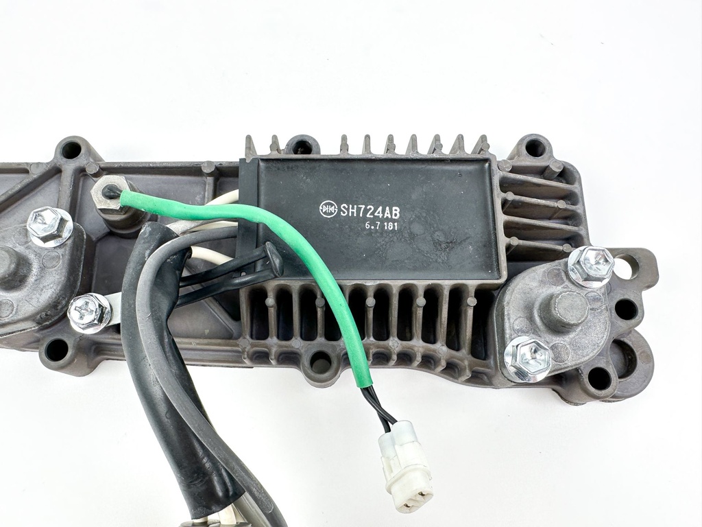 2007 Suzuki 115 HP 4 Stroke Outboard Rectifier & Regulator 32800-90J30 OEM