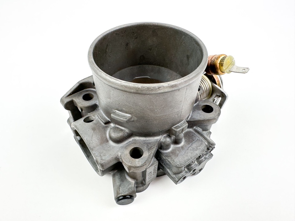 2007 Suzuki 115 HP 4 Stroke Outboard Throttle Body Assembly 13300-90J00 OEM