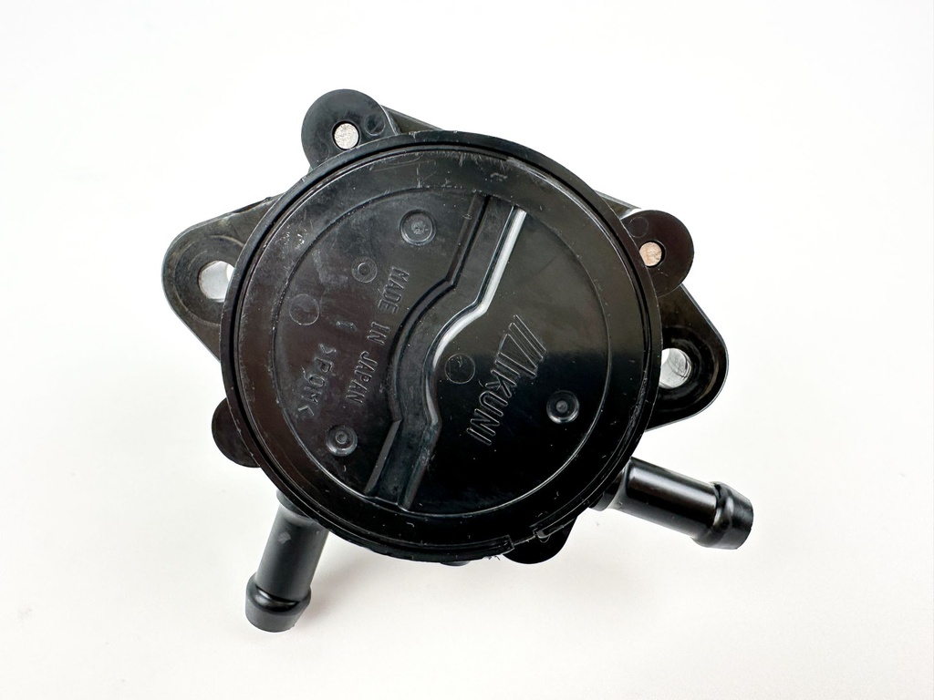 2007 Suzuki 115 HP 4 Stroke Outboard Fuel Pump 15100-90J11 OEM