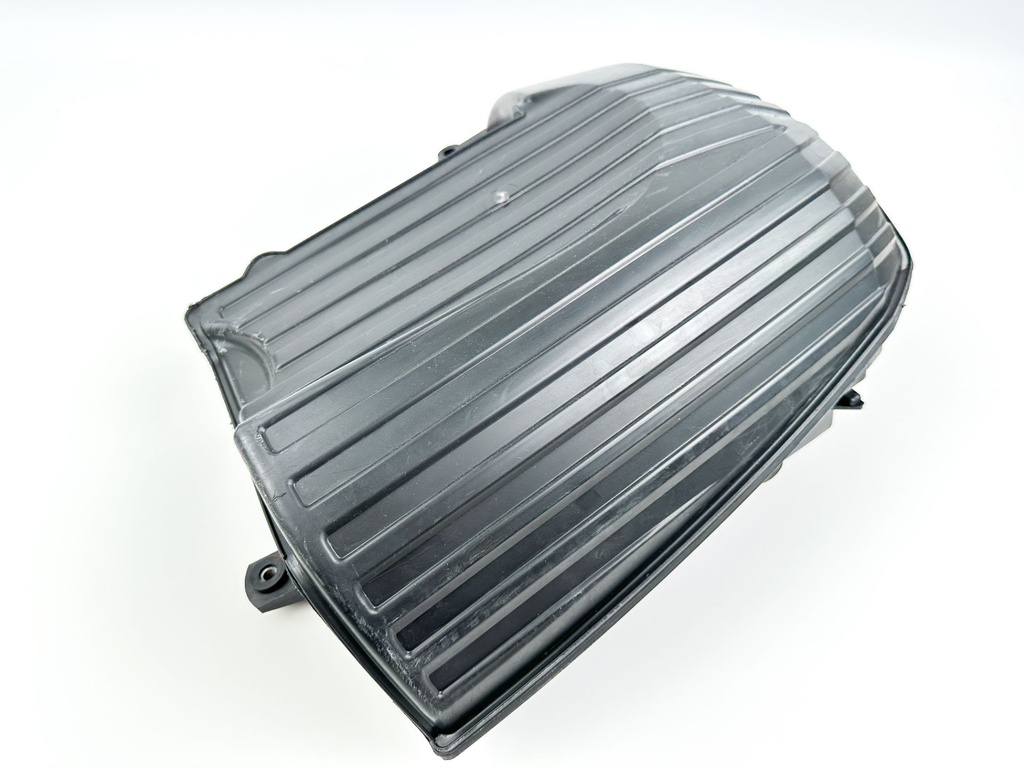 2007 Suzuki 115 HP 4 Stroke Outboard Intake Air Silencer Assembly 13810-90J01 OEM