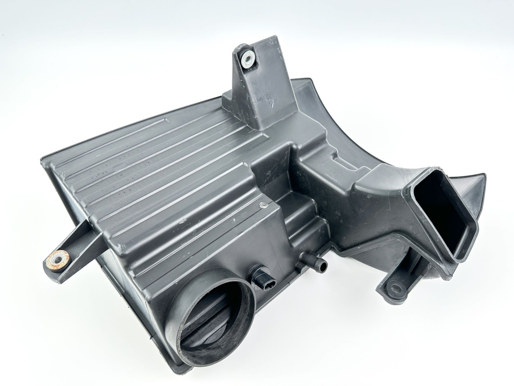 2007 Suzuki 115 HP 4 Stroke Outboard Intake Air Silencer Assembly 13810-90J01 OEM