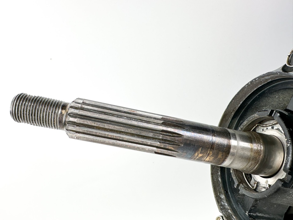 2001-18 Suzuki 115 140 HP 4 Stroke Outboard 25" XL Long Lower Unit Gear Case