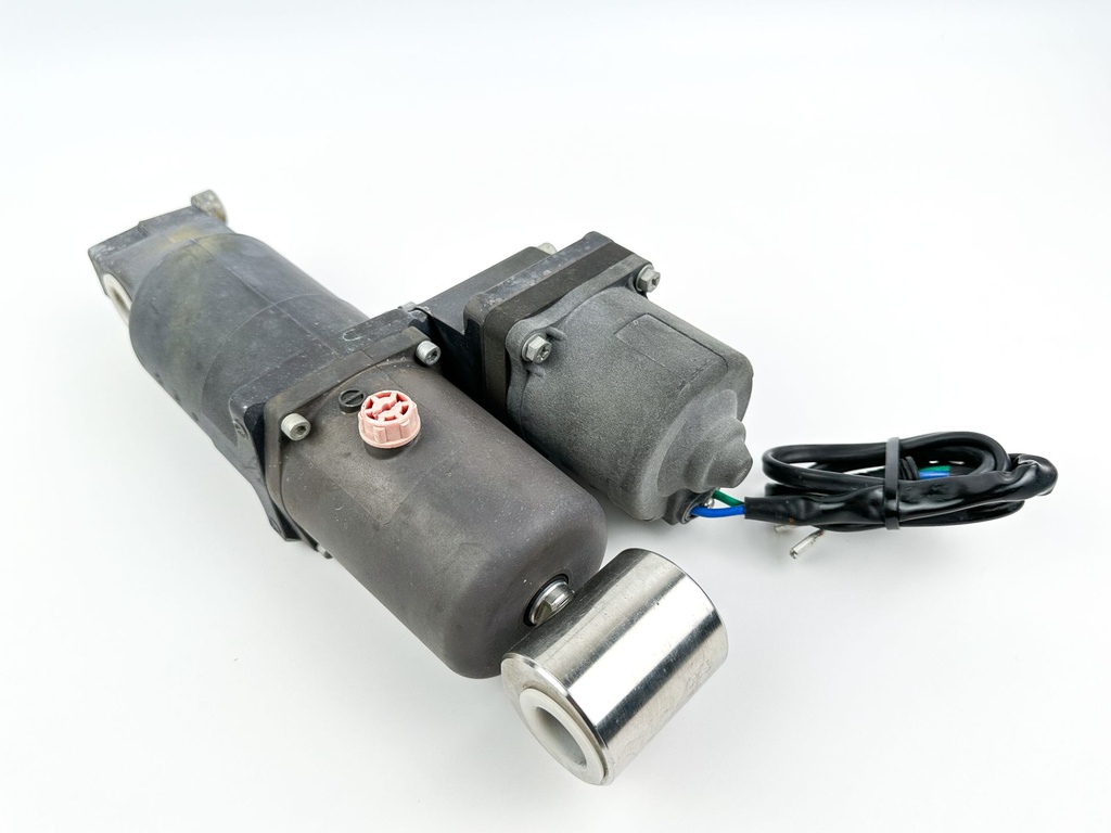 Johnson Suzuki DF 70 90 115 HP Outboard 4 Stroke Power Tilt Trim Unit Assembly