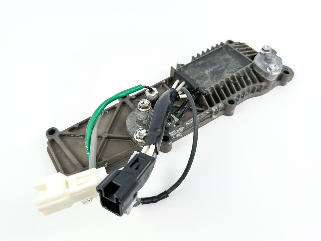 2005 Suzuki 90 HP 4 Stroke Outboard Rectifier & Regulator 32800-90J20 OEM