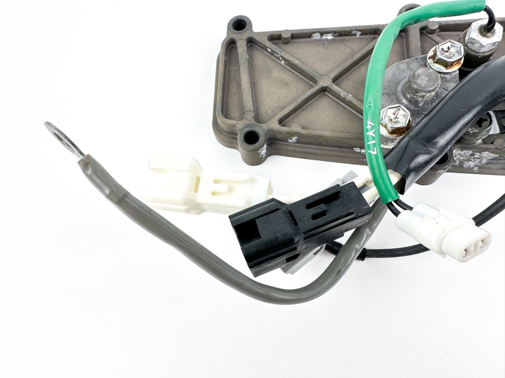 2005 Suzuki 90 HP 4 Stroke Outboard Rectifier & Regulator 32800-90J20 OEM