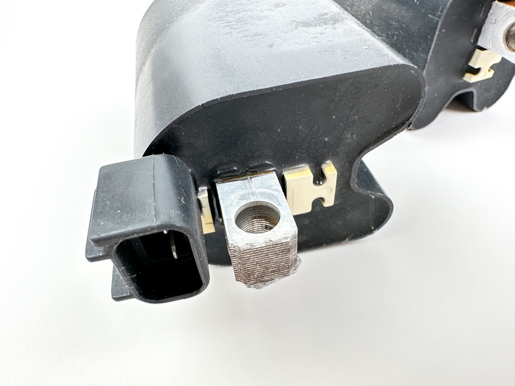 2005 Suzuki 90 HP 4 Stroke Outboard Ignition Coil Set 33410-90J00 OEM