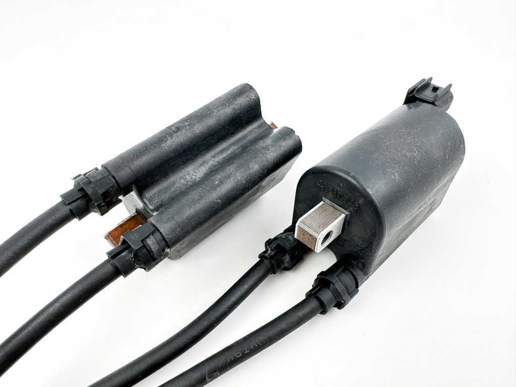 2005 Suzuki 90 HP 4 Stroke Outboard Ignition Coil Set 33410-90J00 OEM