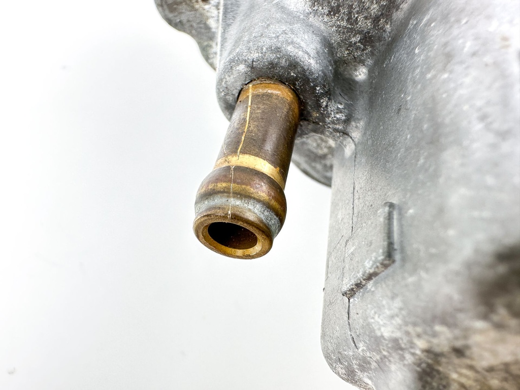 2007 Suzuki 115 HP 4 Stroke Outboard Vapor Separator Tank VST 15600-90J01 OEM