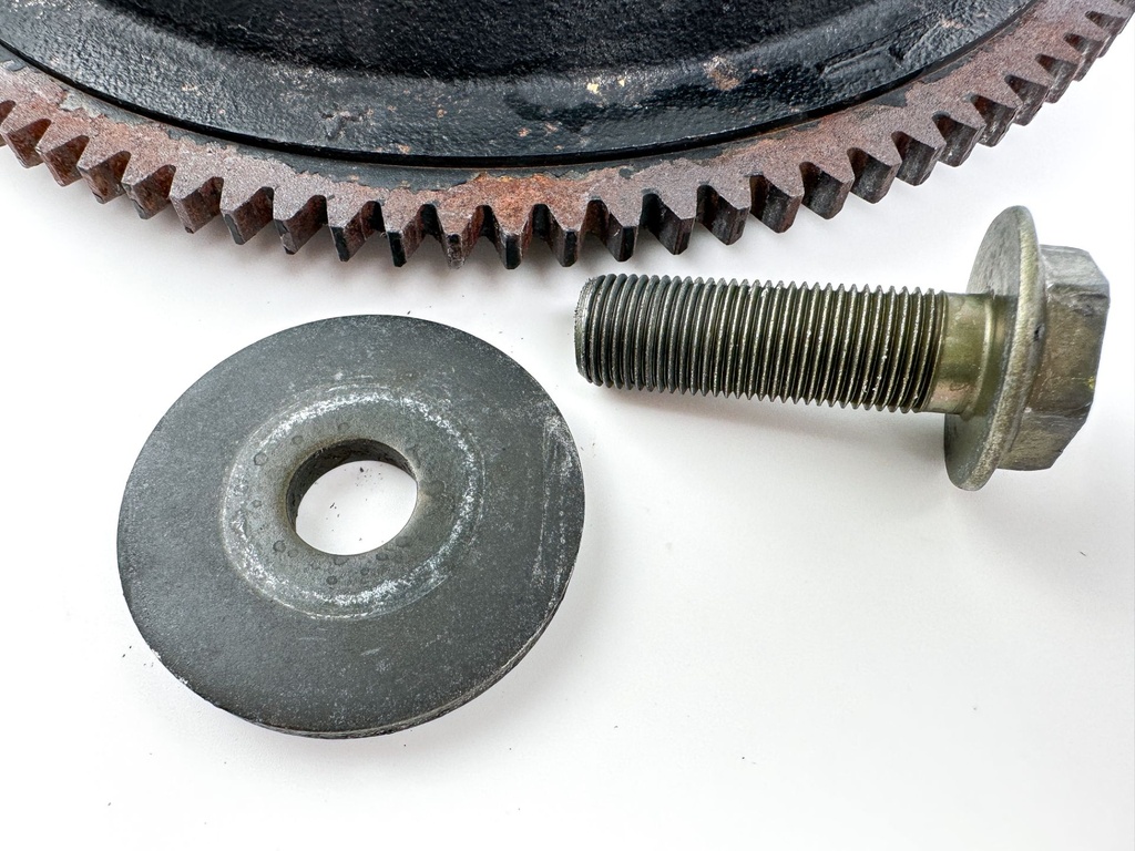 2007 Suzuki 115 HP 4 Stroke Outboard Flywheel 32102-92J10 OEM