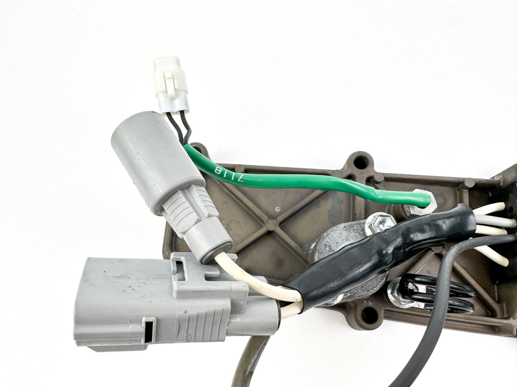 2007 Suzuki 115 HP 4 Stroke Outboard Rectifier & Regulator 32800-90J30 OEM