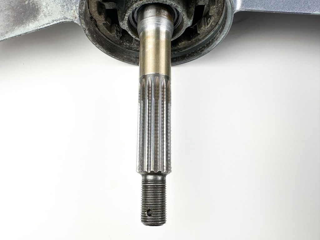 Yamaha 150 175 200 2.6L Outboard 2 Stroke XL Lower Unit Gear Case HPDI OX66 Carb