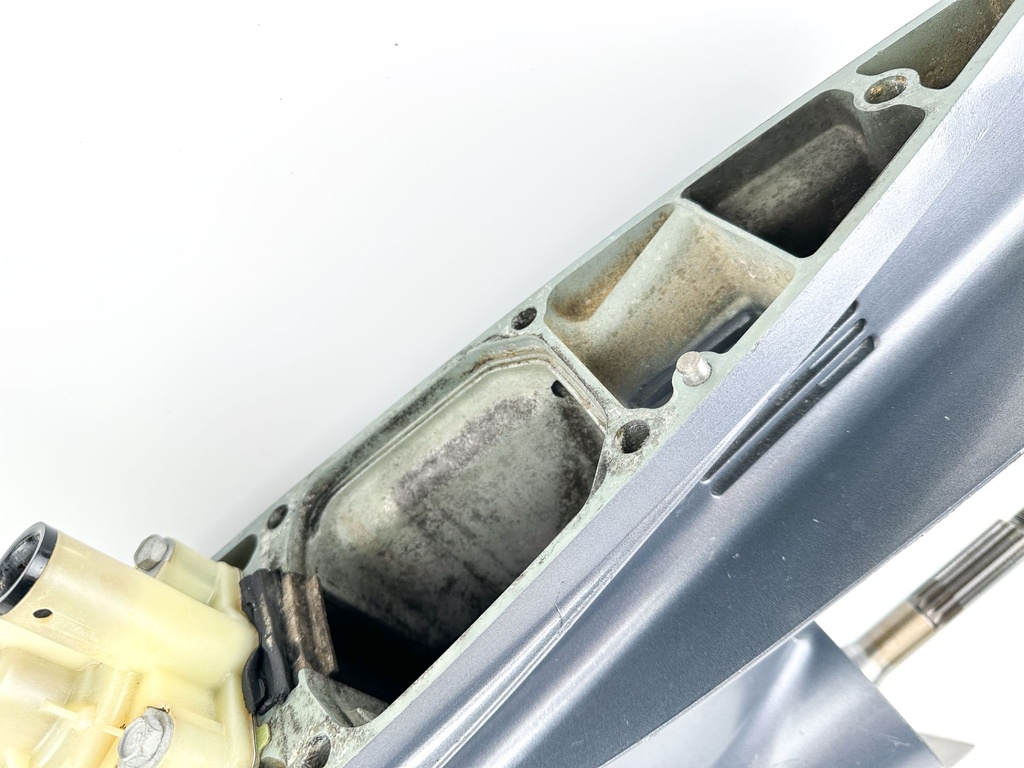 Yamaha 150 175 200 2.6L Outboard 2 Stroke XL Lower Unit Gear Case HPDI OX66 Carb