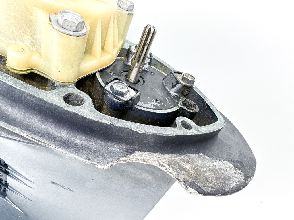 Yamaha 150 175 200 2.6L Outboard 2 Stroke XL Lower Unit Gear Case HPDI OX66 Carb