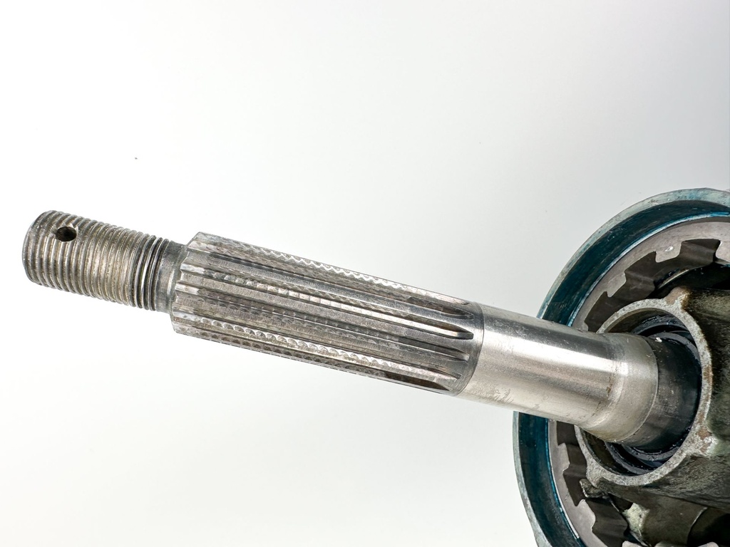 84-2009 Yamaha 115 130 140 HP 2 Stroke Outboard Lower Unit 25" 6E5-45300-27-8D