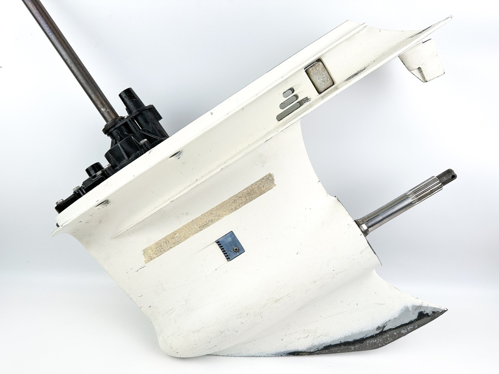 2005 Evinrude 115 HP 2 Stroke Outboard 25" Lower Unit Gear Case 5005547 OEM