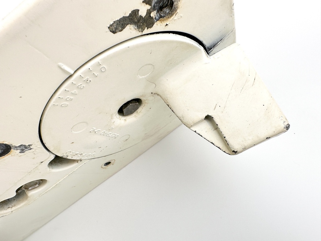 2005 Evinrude 115 HP 2 Stroke Outboard 25" Lower Unit Gear Case 5005547 OEM