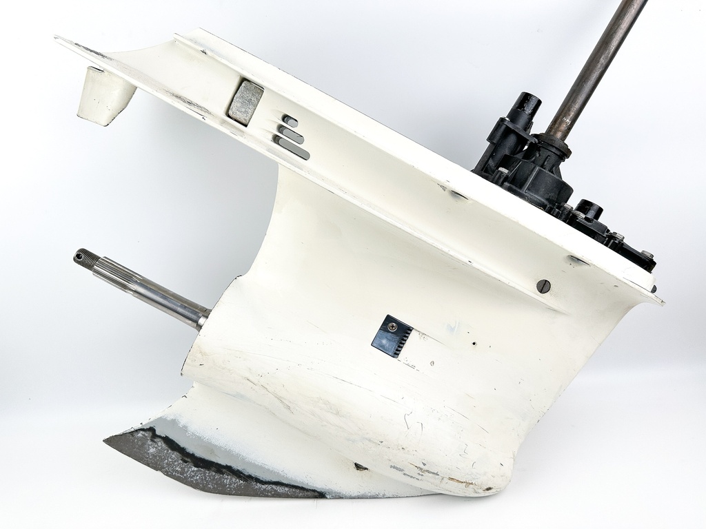 2005 Evinrude 115 HP 2 Stroke Outboard 25" Lower Unit Gear Case 5005547 OEM